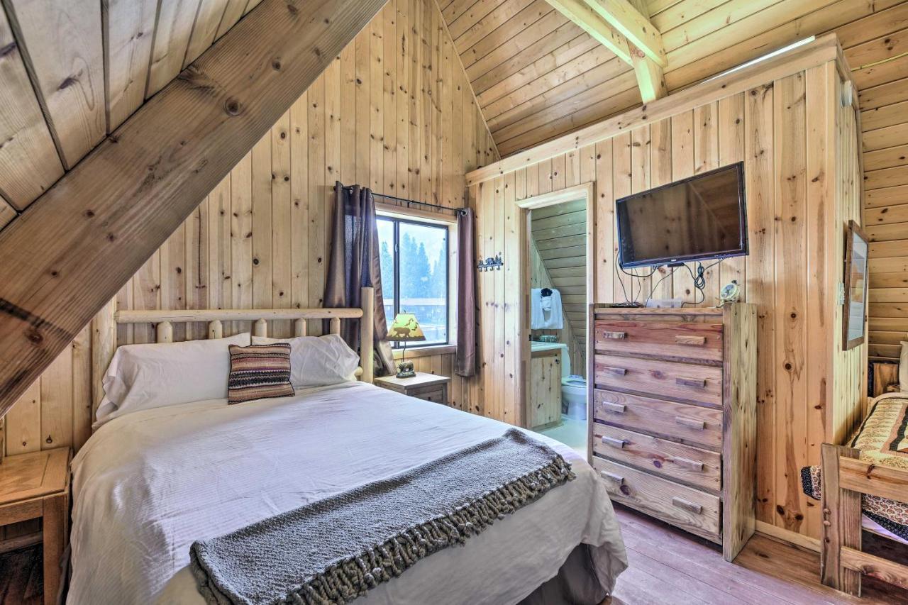 Ski-Inandski-Out Red River Cabin With Mtn Views! 外观 照片